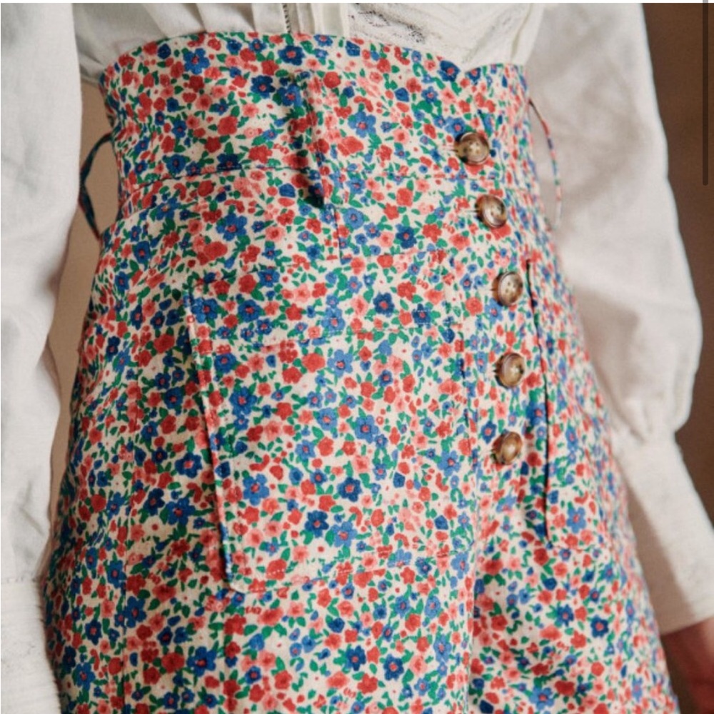 Sezane Harry Shorts in Hanoi Floral Print FR 36